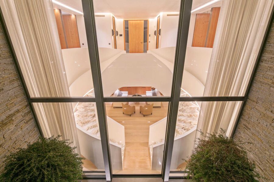 Villa-Ivy-staircase-modern-luxury-exterior-night-Sttropez