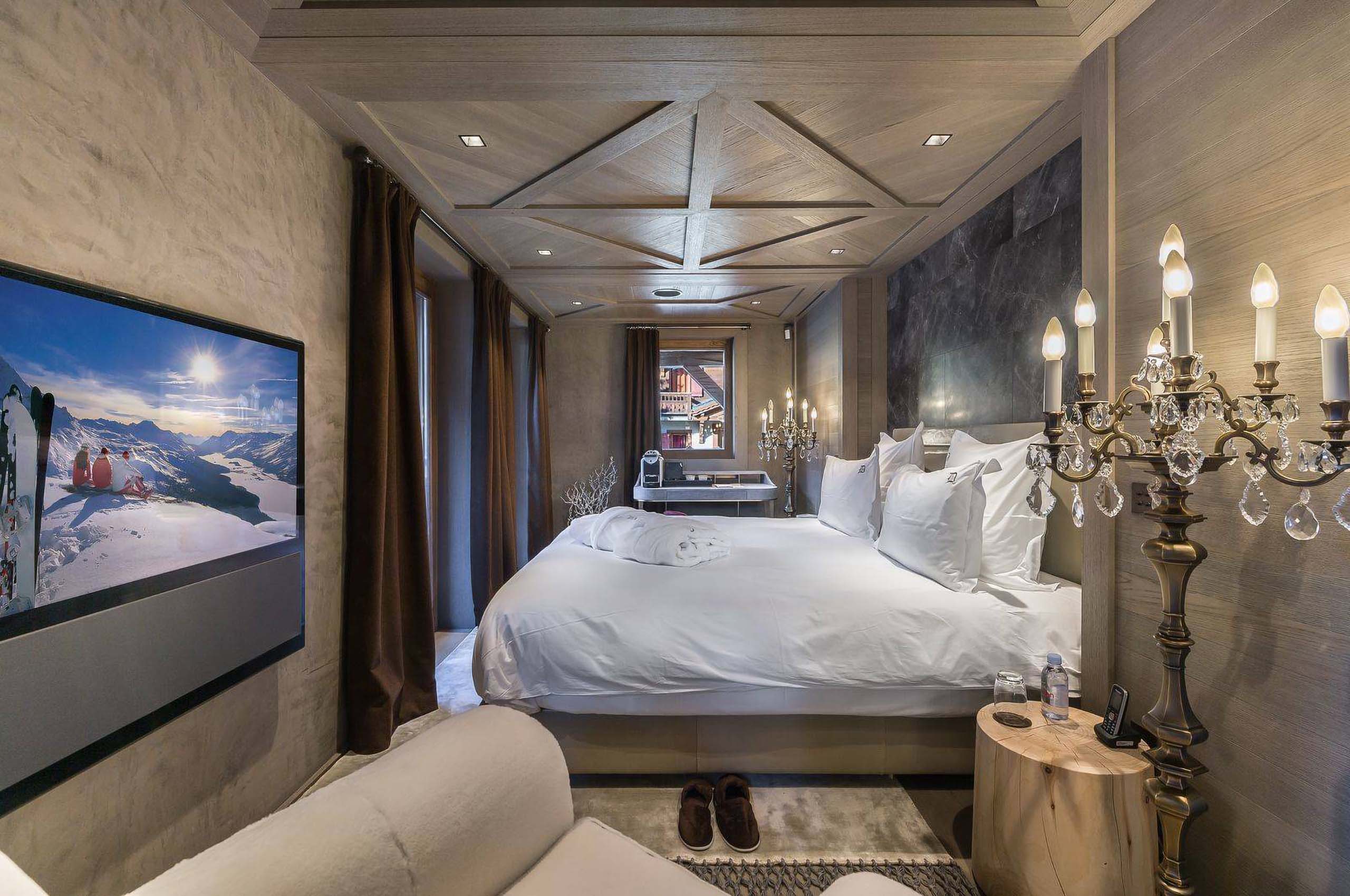 chalet-macha-bedroom-opulent-elegant-design-courchevel1850-luxury