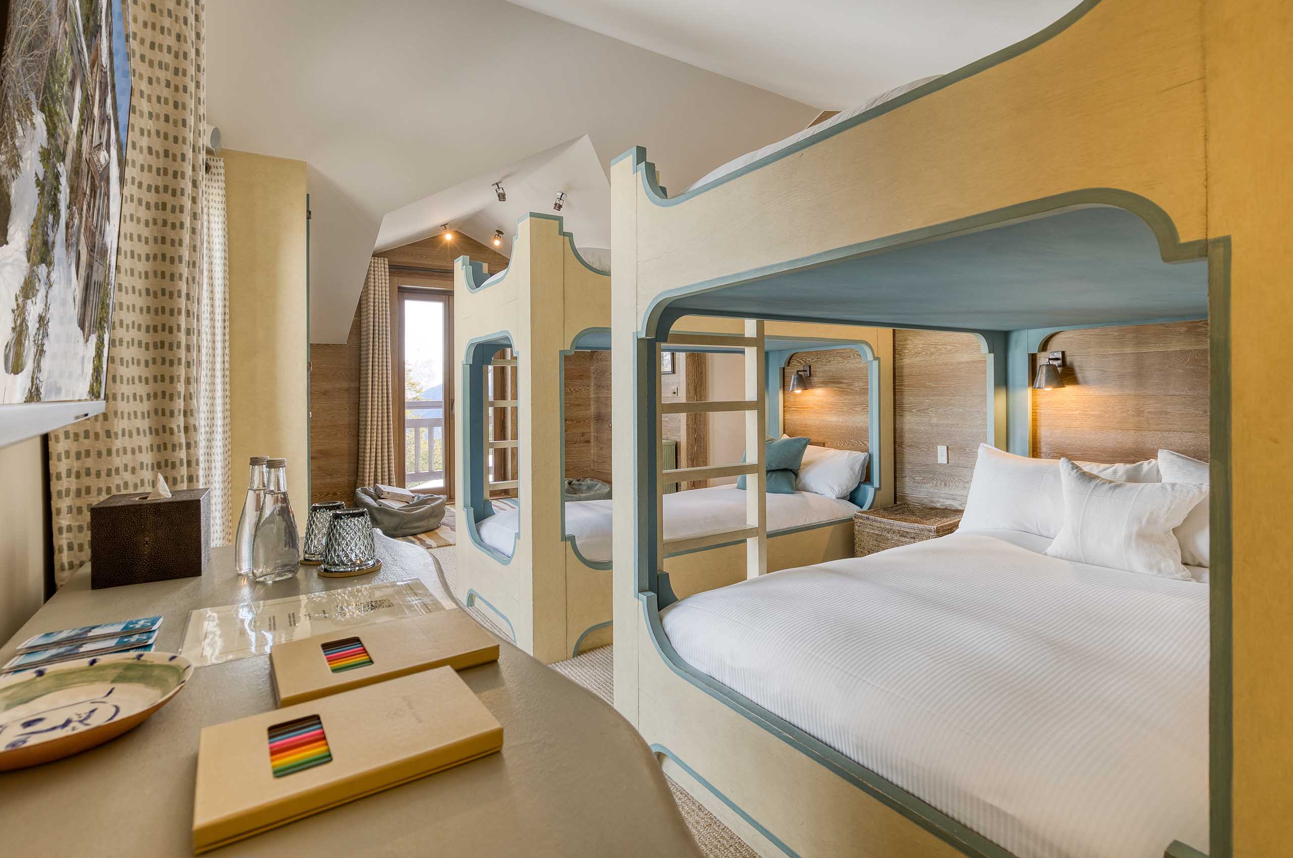 chalet-sheena-bunkroom-kidsroom-familyholiday-modern-luxury-interior-courchevel1850