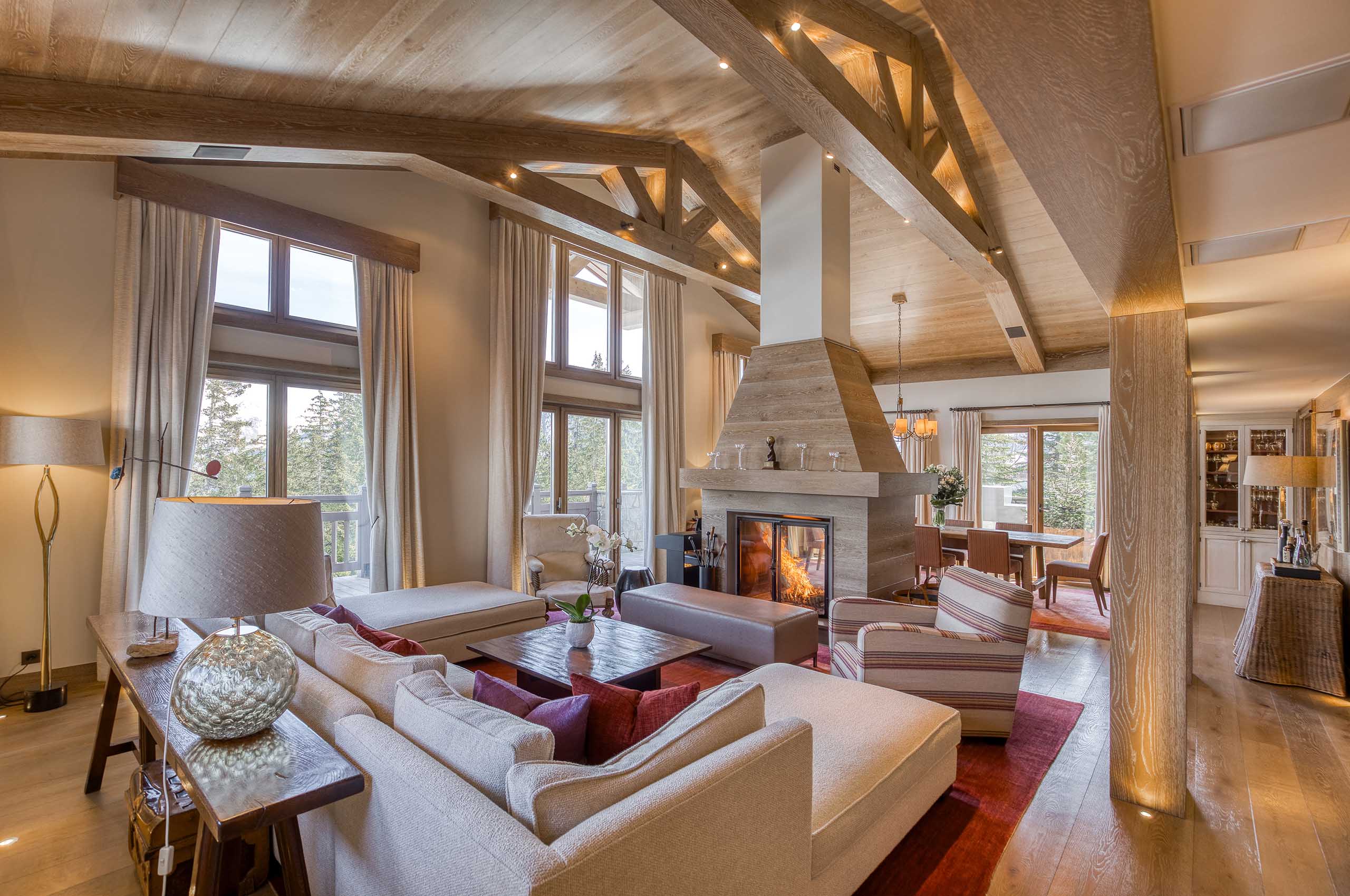 chalet-sheena-living-room-fireplace-cosy-alpine-luxury-retreat-courchevel1850