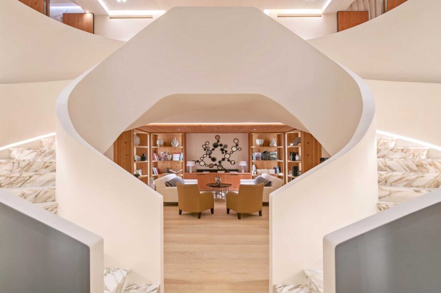 villa-Ivy-staircase-modern-luxury-architecture-sttropez