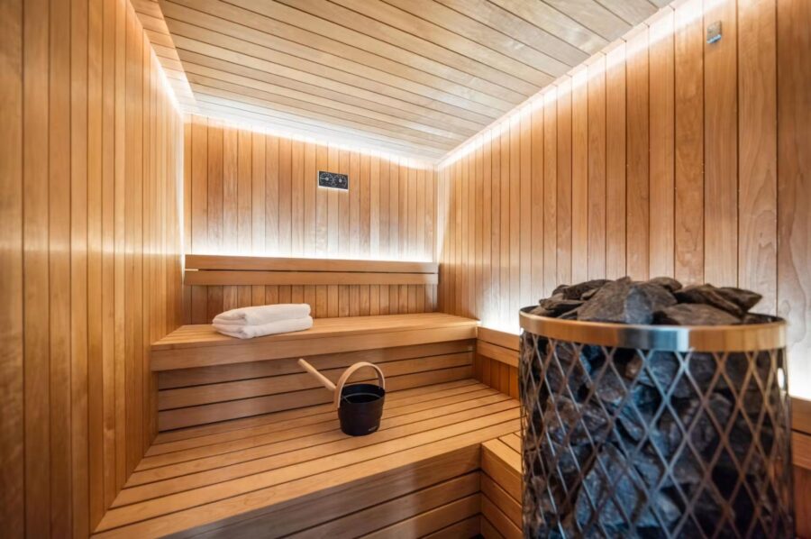 villa-aubree-sauna-spa-wellness-luxury-sttropez