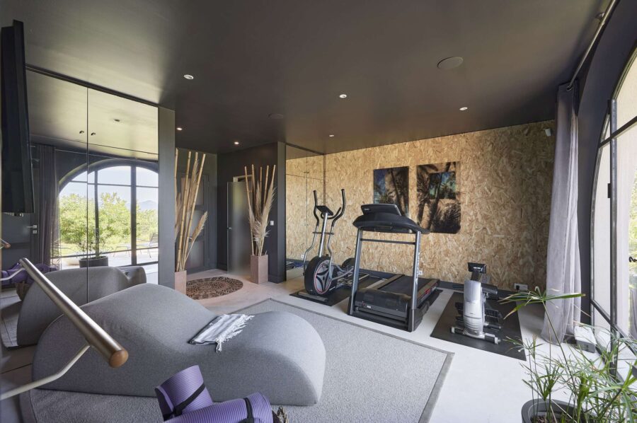 villa-julietta-gym-fitness-workout-luxury-modern-sttropez