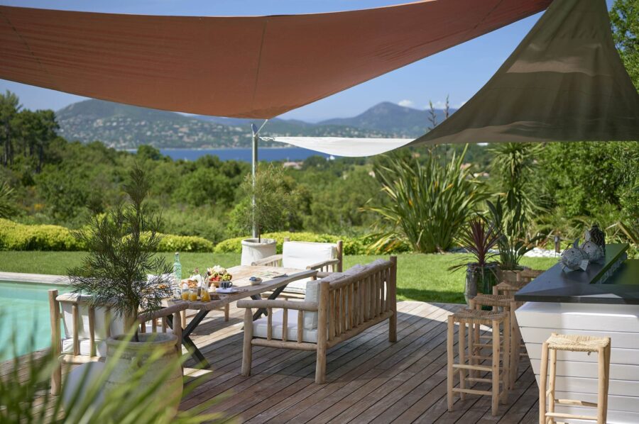 villa-julietta-terrace-poolside-garden-seaview-modern-luxury-sttropez