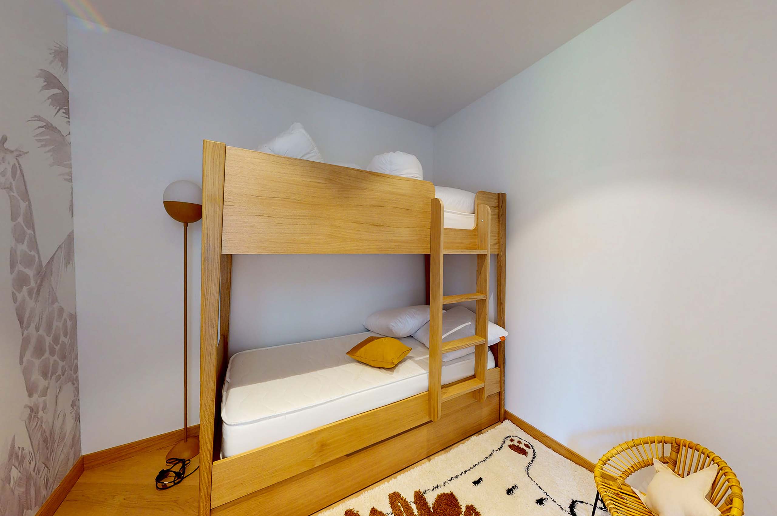 villa-sofia-bunkbed-twinroom-kidsrooms-modern-sttropez