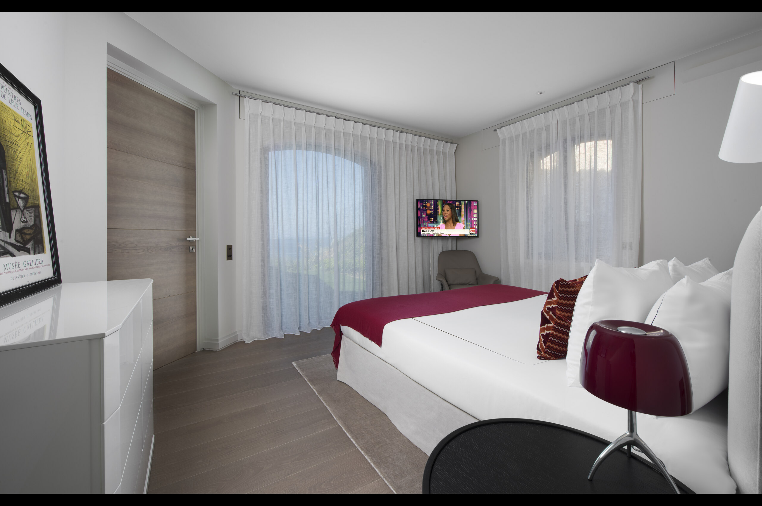 villa-willow-bedroom-sttropez-luxury-stylish-modern