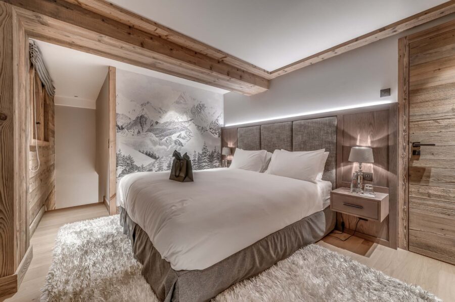 Chalet-nama-bedroom-modern-luxury-alpine-cosy-design-Courchevel1850