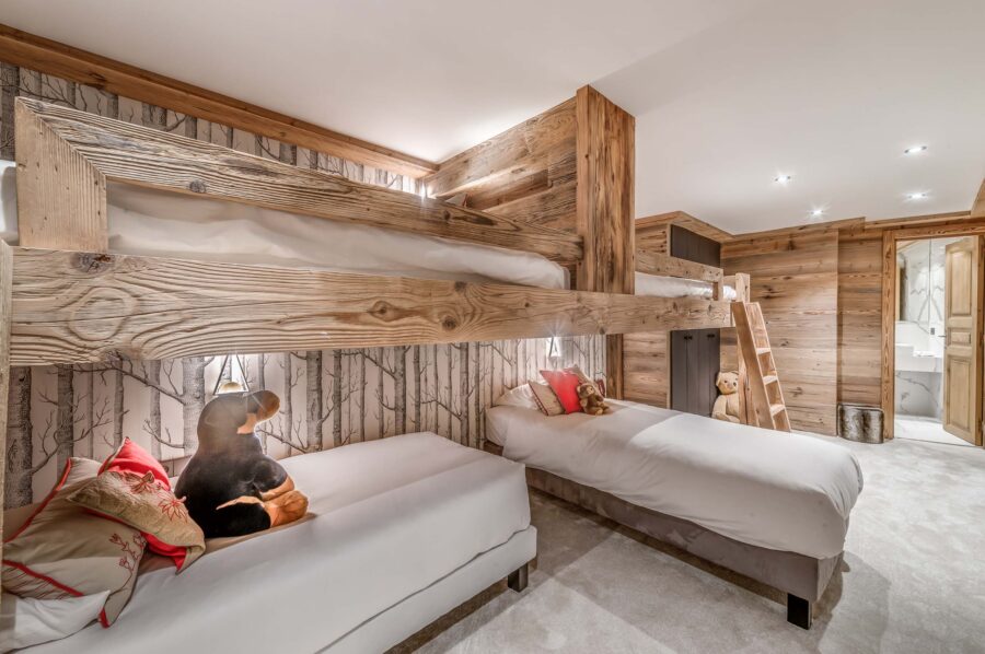 Chalet-nama-bunkroom-kidsroom-ensuite-alpine-design-courchevel1850