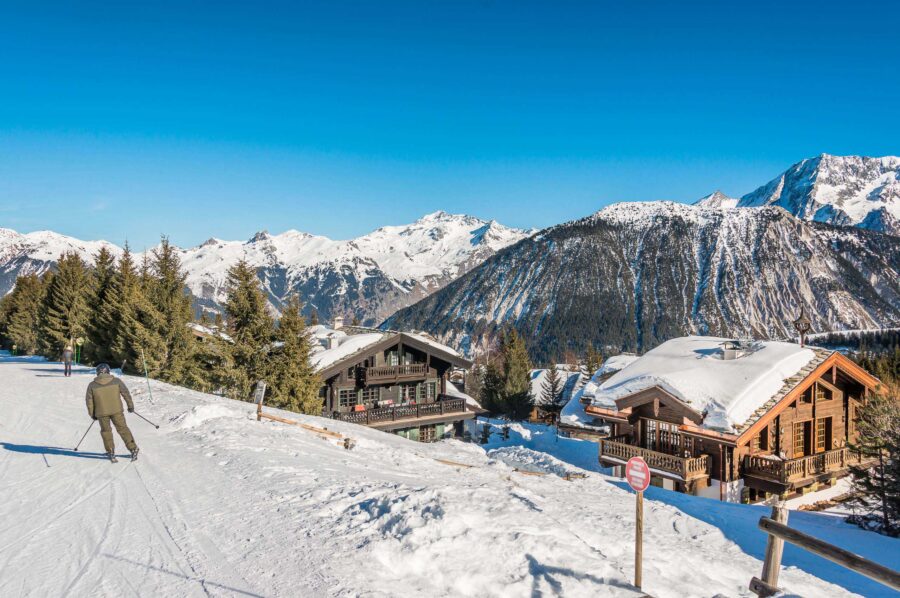 Chalet-nama-exterior-mountainviews-landscape-luxury-rental-Courchevel1850