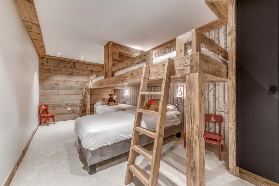 Chalet-nama-kidsroom-bunkbed-spacious-alpine-design-Courchevel1850