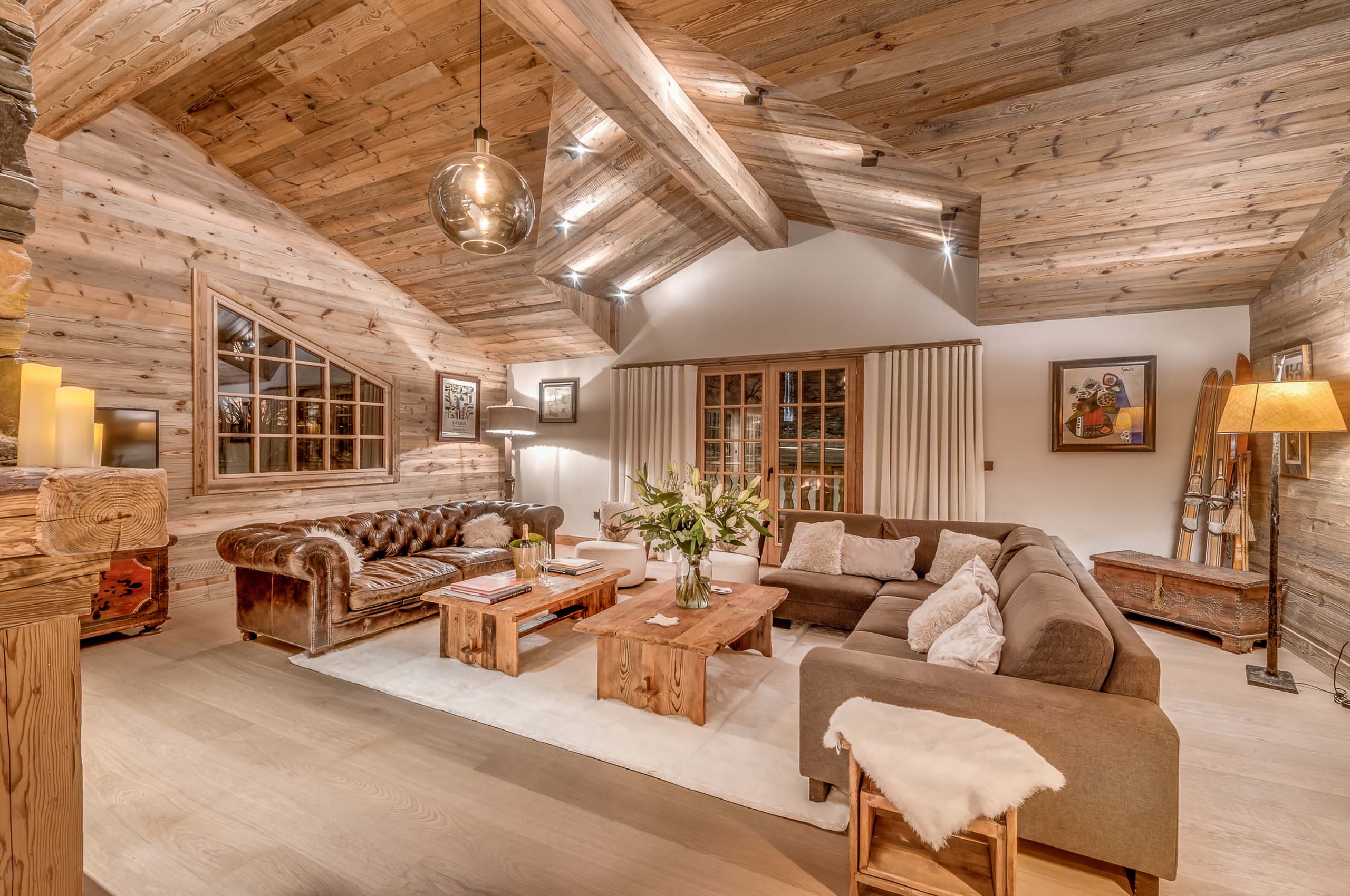 Chalet-nama-livingroom-lounge-alpine-luxury-bespoke-interior-courchevel1850