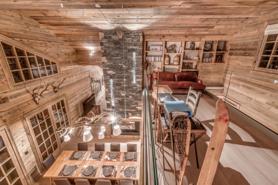 Chalet-nama-mezzanine-office-openplan-luxury-retreat-courchevel1850