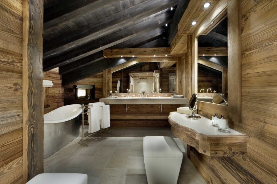 bathroom-bathtub-doublesink-elegant-design-courchevel1850-luxury-chalet-edel