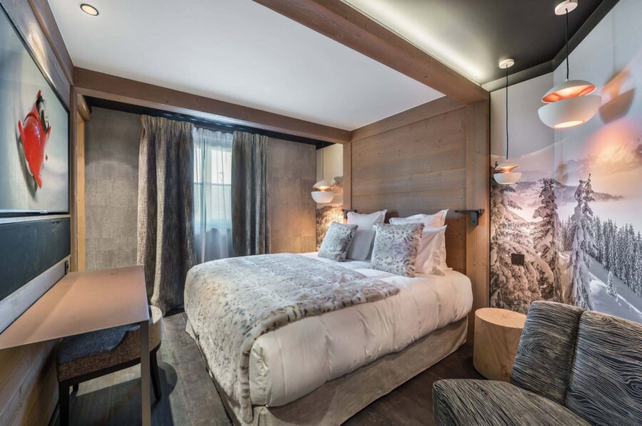 bedroom-cosy-bespoke-interiordesign-courchevel1850-luxury-chalet-alexi-18