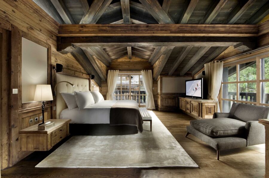 bedroom-elegant-modern-alpine-design-courchevel1850-luxury-chalet-edel