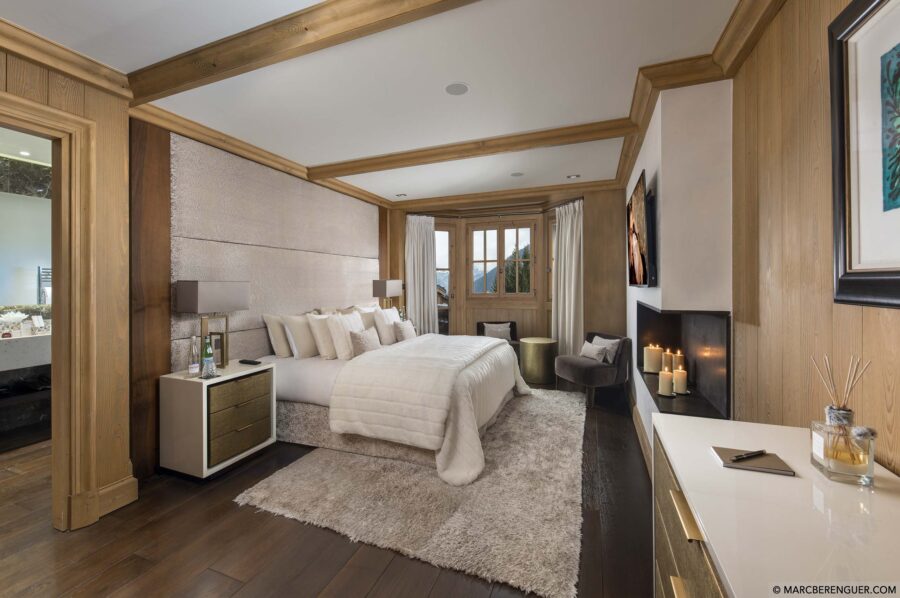 bedroom-modern-elegant-stylish-design-mountainview-courchevel1850-luxury-chalet-blanche-06