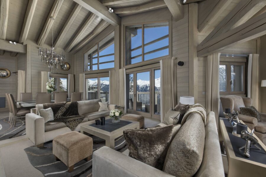 chalet-abbie-mainpage-livingroom-mountainview-spacious-bright-modern-interior-design-luxury-rental-retreat-courchevel1850