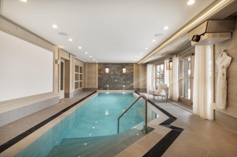 chalet-abbie-swimming-pool-spa-relaxation-wellness-luxury-courchevel1850