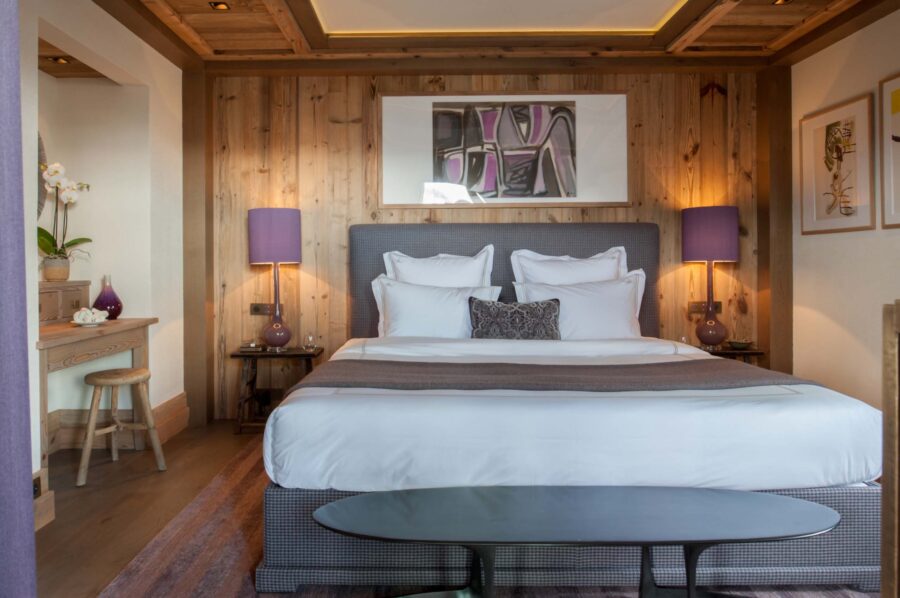 chalet-annie-bedroom-modern-alpine-luxury-design-courchevel1850