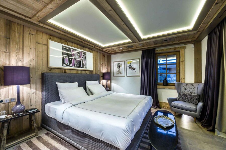 chalet-annie-bedroom-modern-luxury-alpine-design-courchevel1850