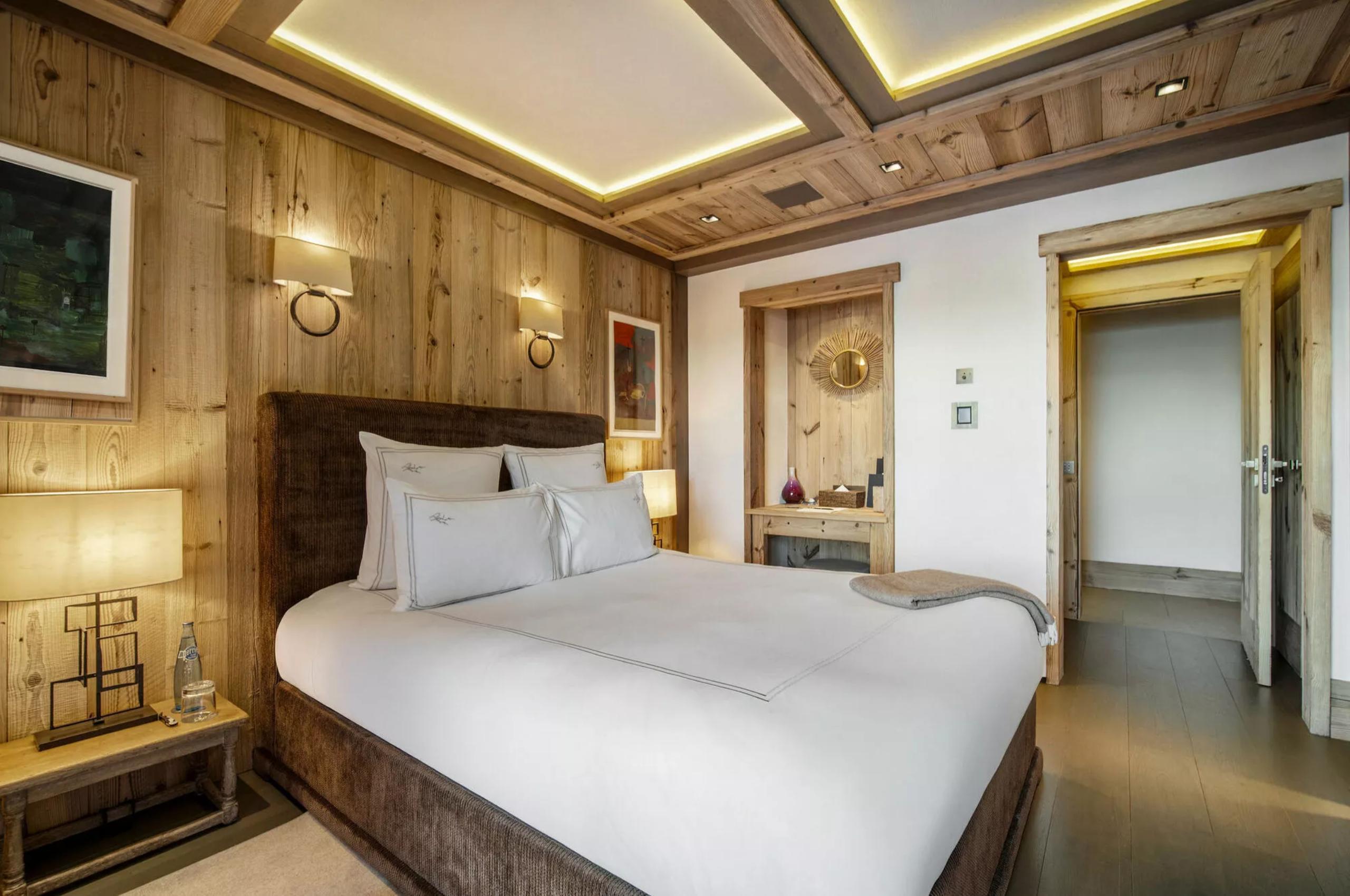chalet-annie-bedroom-tranquil-interior-luxury-courchevel1850