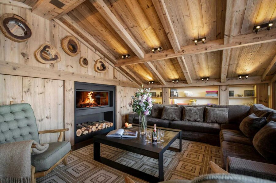 chalet-annie-living-room-fireplace-elegant-cosy-interior-luxury-courchevel1850