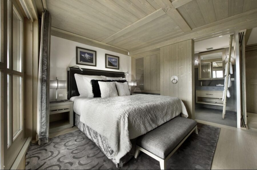 chalet-aurora-bedroom-ensuite-stylish-modern-alpine-luxury-design-courchevel