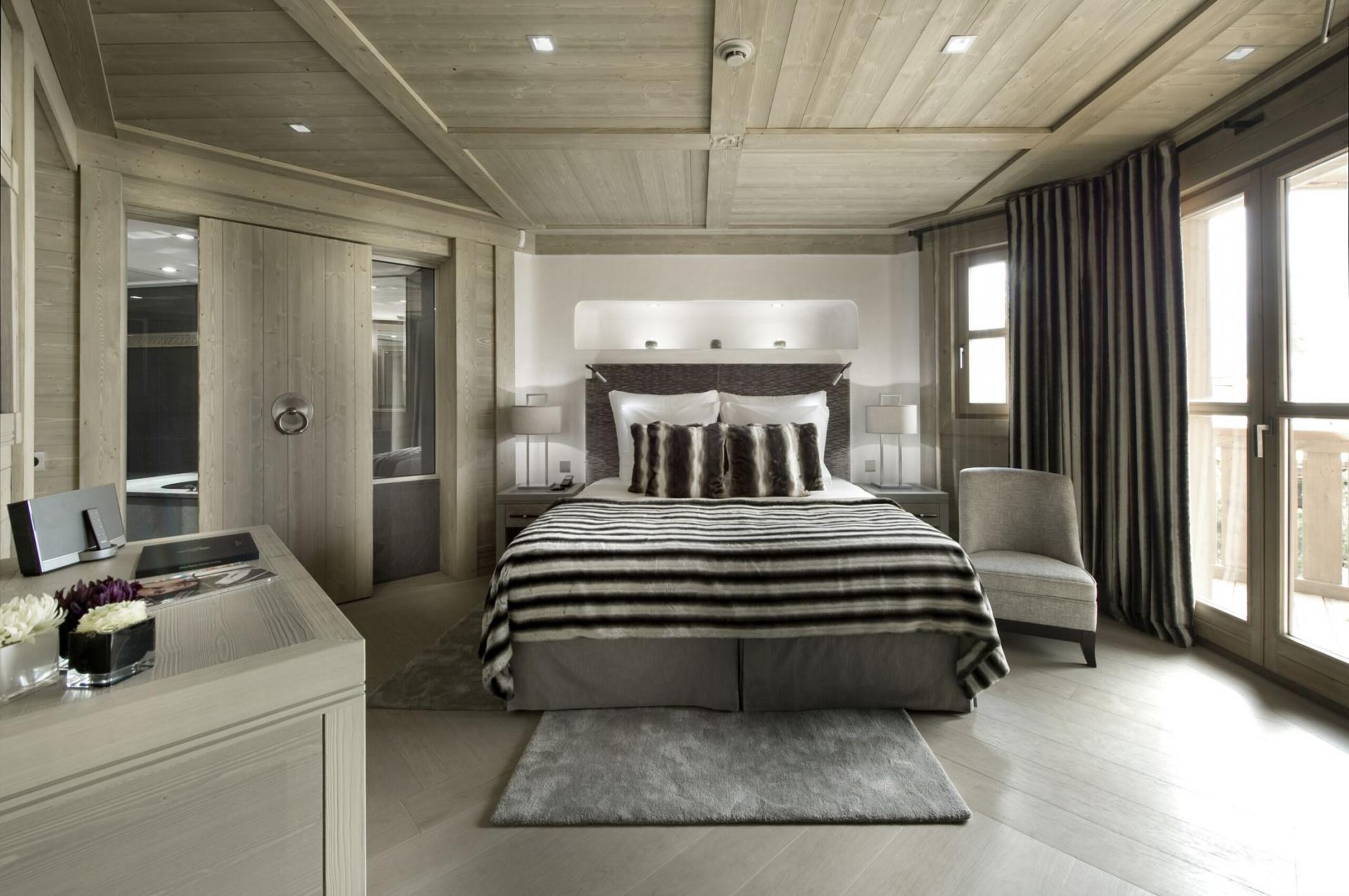 chalet-aurora-bedroom-modern-sleek-alpine-design-balcony-luxury-interior-alist-courchevel