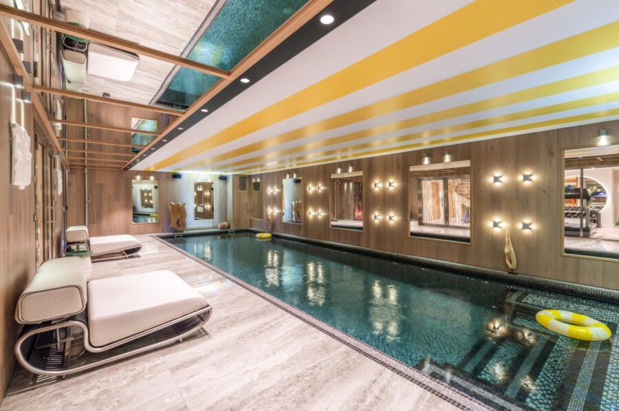 chalet-bleu-indoor-swimmingpool-spa-wellness-luxury-rental-retreat-courchevel1850