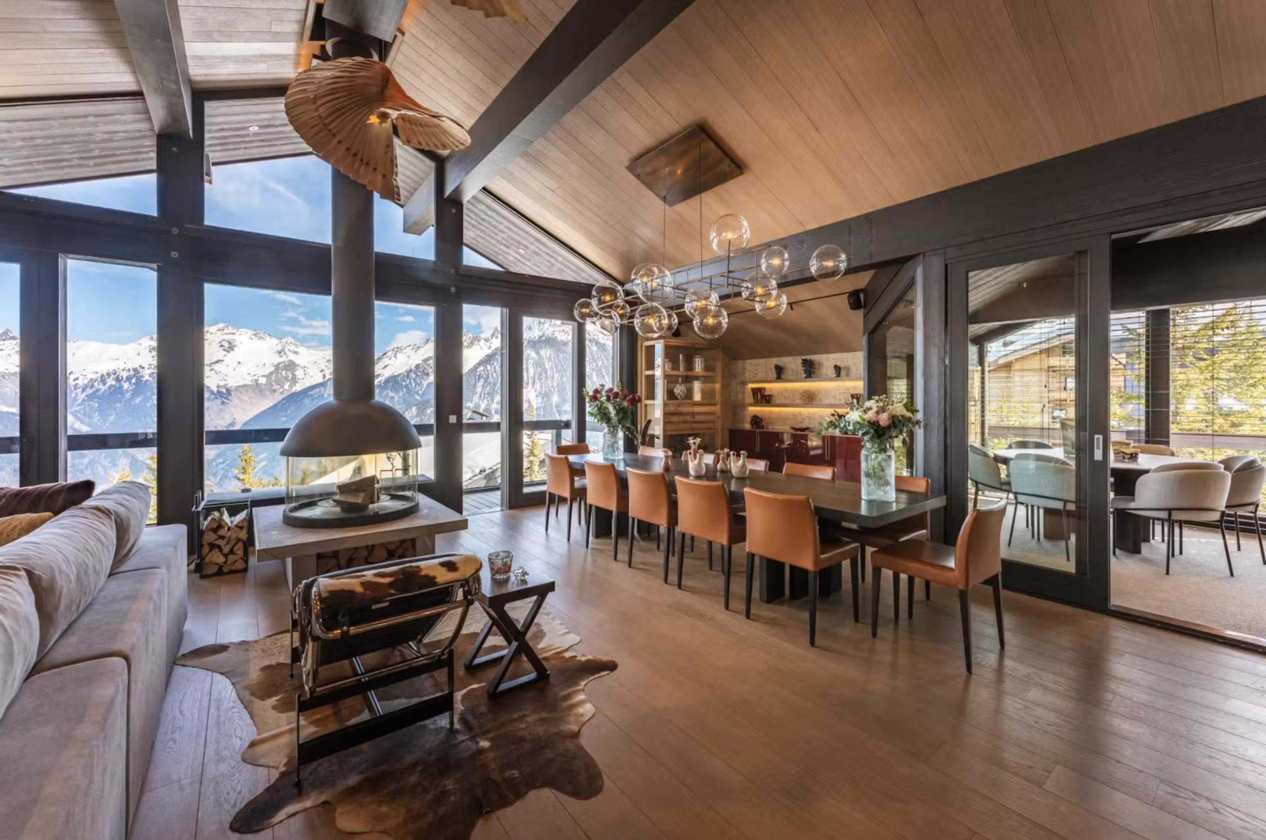 chalet-bleu-living-room-mountain-views-fireplace-openplan-luxury-courchevel1850
