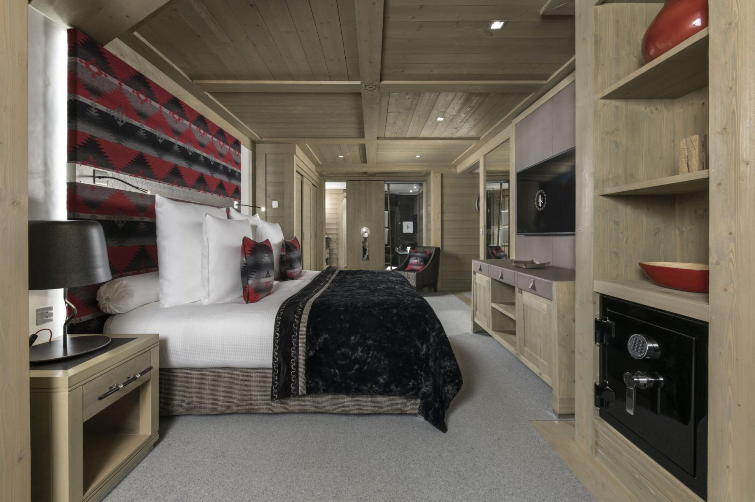 chalet-boisdormat-bedroom-safe-tv-ensuite-spacious-stylish-bedroom-elegant-luxury-design-courchevel