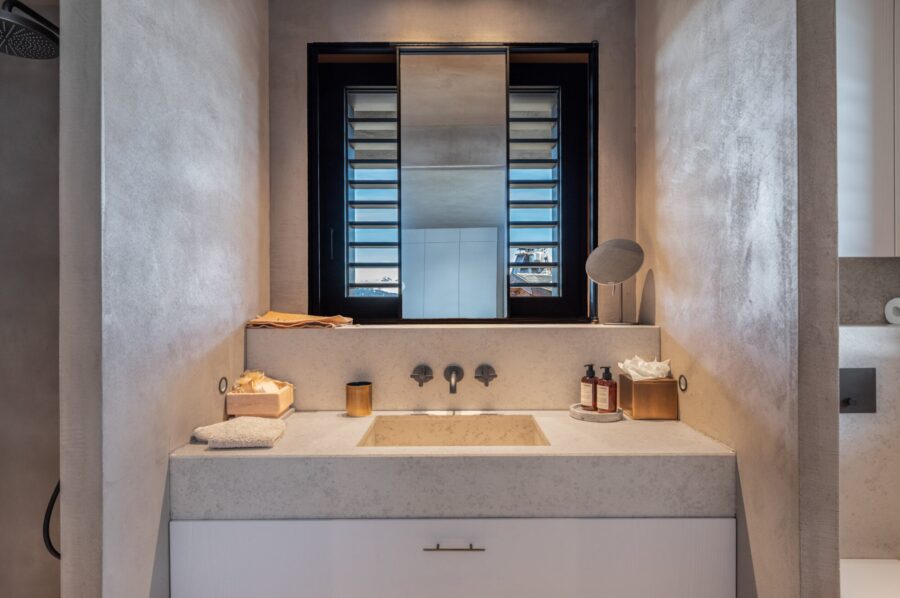 chalet-breeze-bathroom-sink-modern-luxury-courchevel1850