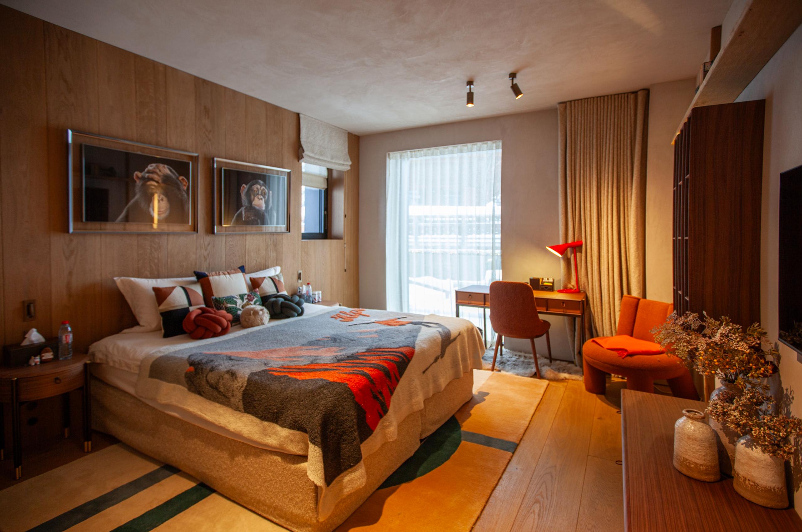 chalet-breeze-bedroom-modern-alpine-design-luxury-courchevel1850