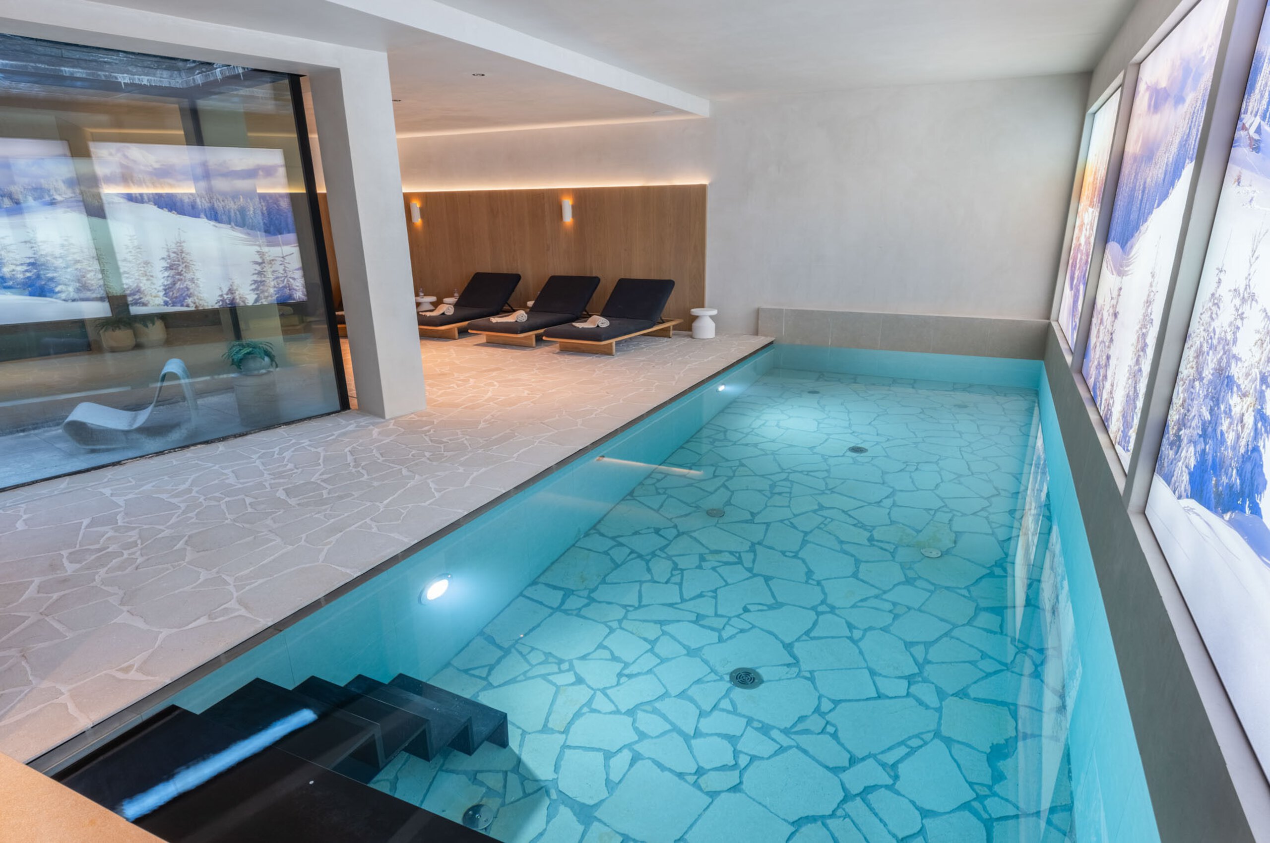 chalet-breeze-indoorpool-swim-spa-wellness-relaxation-luxury-rental-courchevel1850