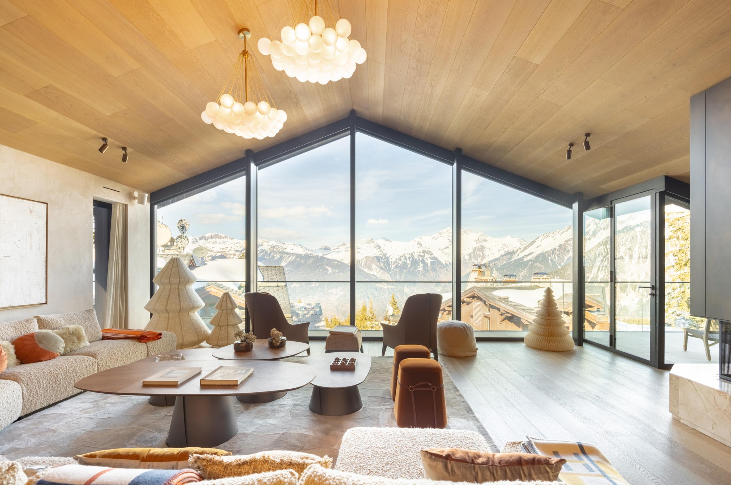 chalet-breeze-mainpage-living-room-mountain-view-openplan-modern-elegant-design-luxury-courchevel1850