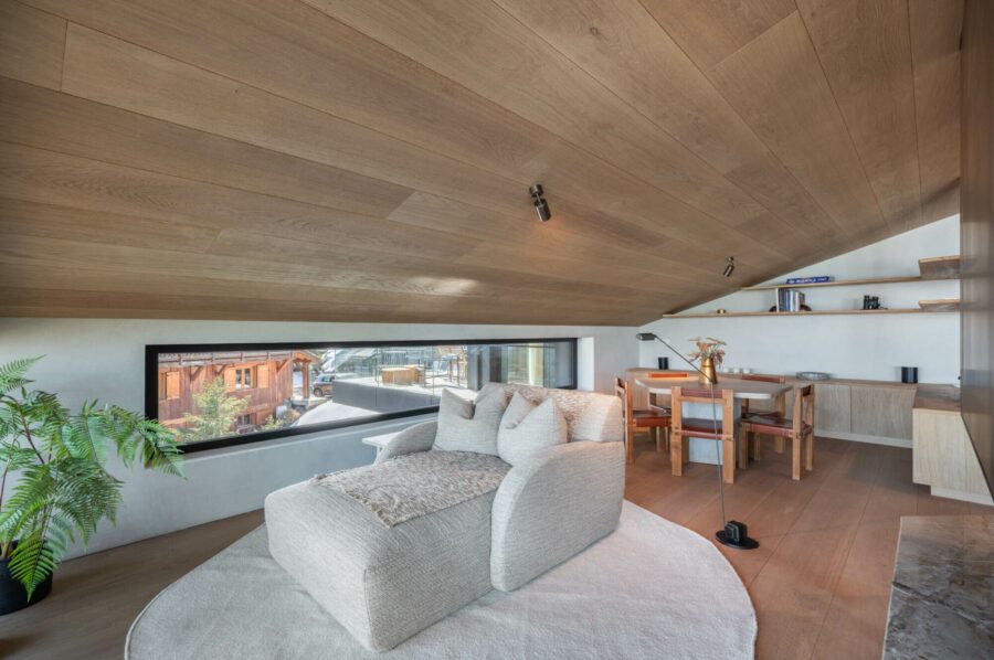 chalet-breeze-reading-nook-cosy-area-desk-livingspace-luxury-courchevel1850