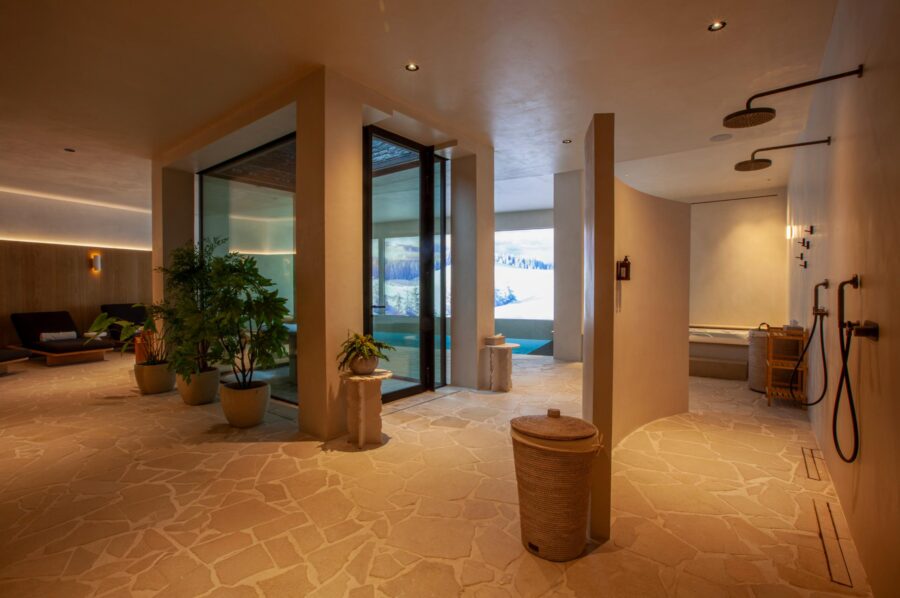 chalet-breeze-spa-jacuzzi-wellness-luxury-courchevel1850