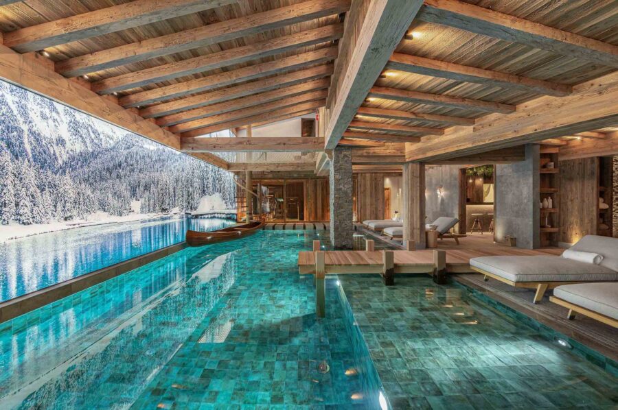 chalet-brenna-indoorpool-spa-luxury-wellness-courchevel1850