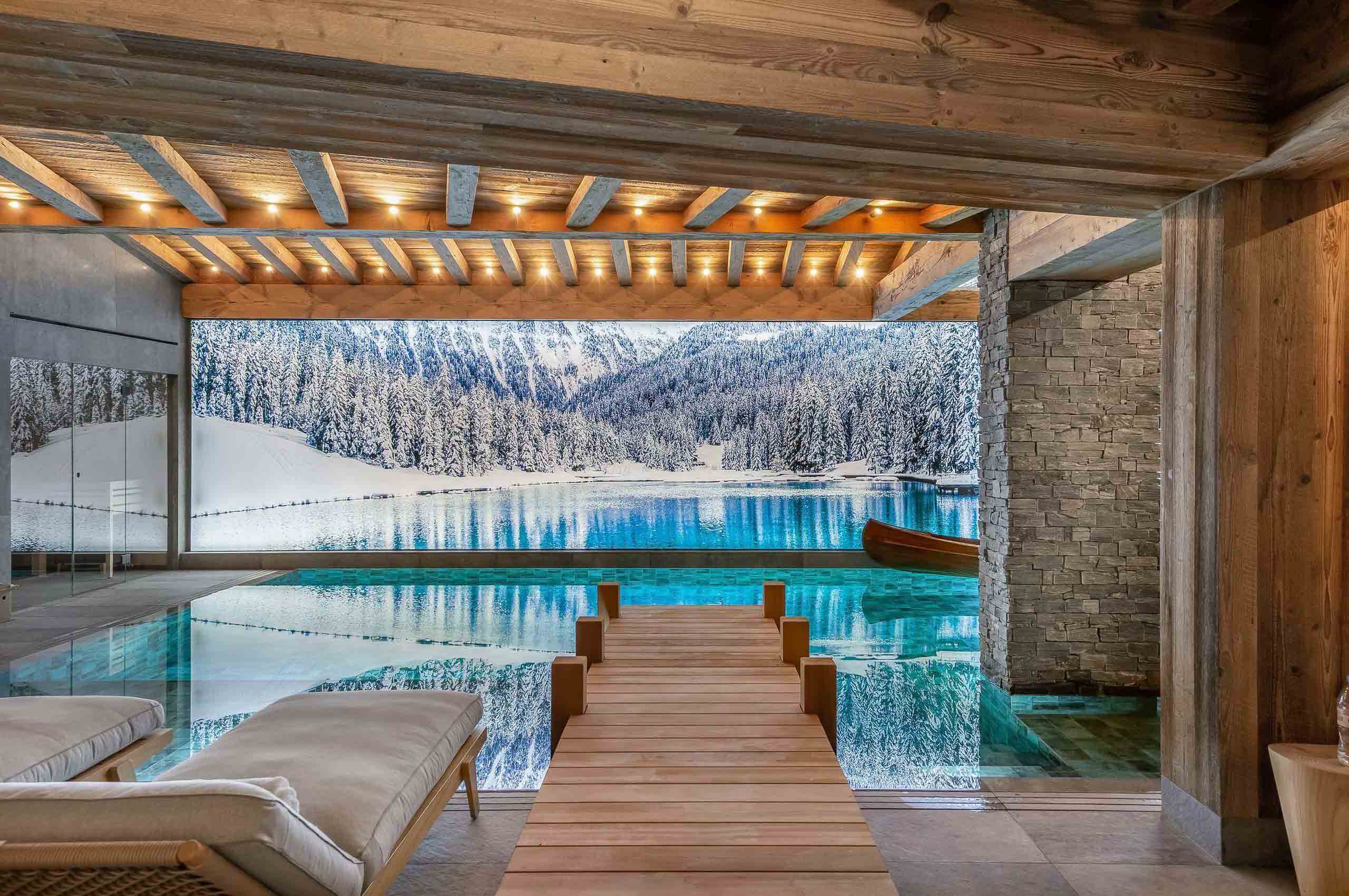 chalet-brenna-indoorpool-wellness-spa-luxury-modern-design-courchevel1850