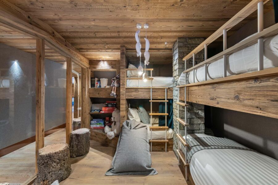 chalet-brenna-kidsroom-bunkbeds-alpine-cosy-luxury-design-courchevel1850