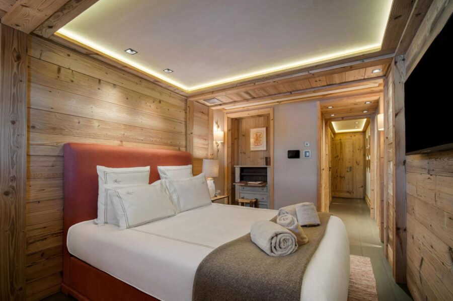 chalet-brielle-bedroom-modern-alpine-design-luxury-courchevel1850