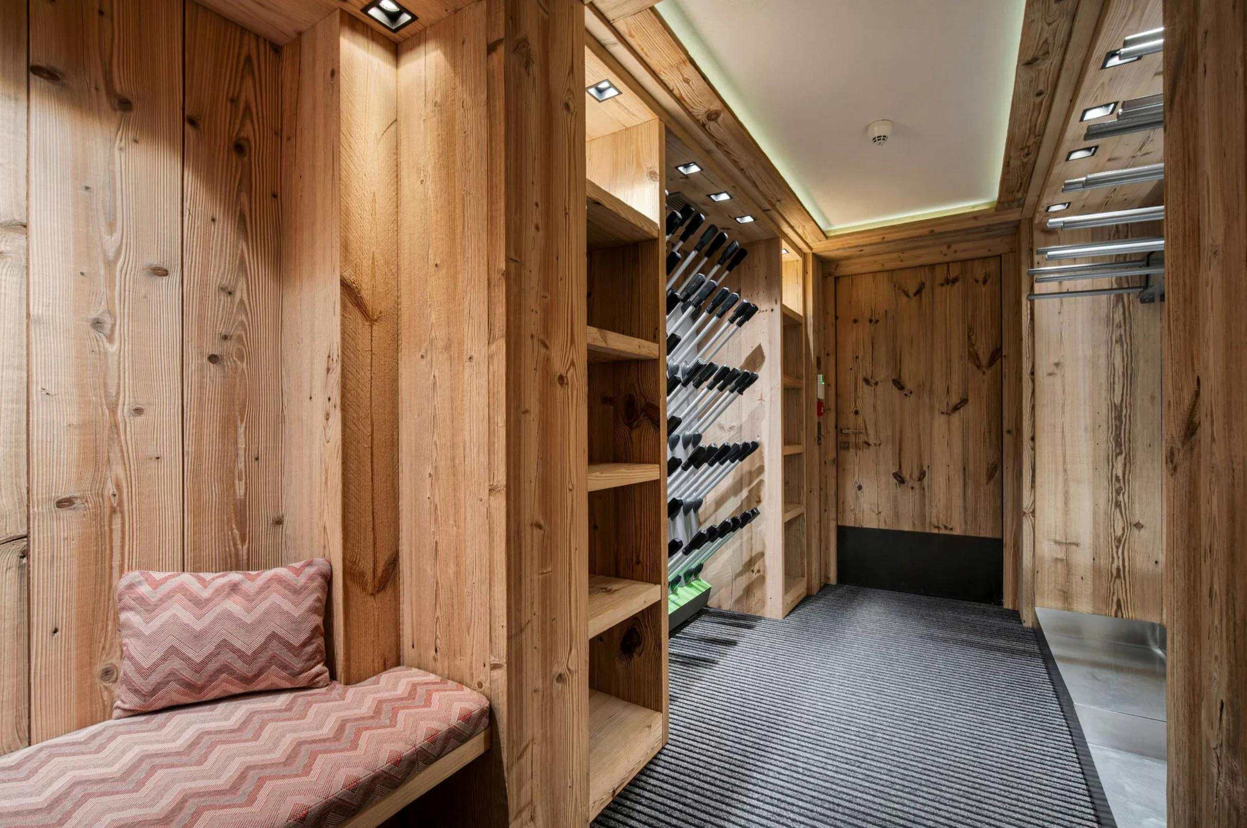 chalet-brielle-ski-room-boot-storage-luxury-courchevel1850