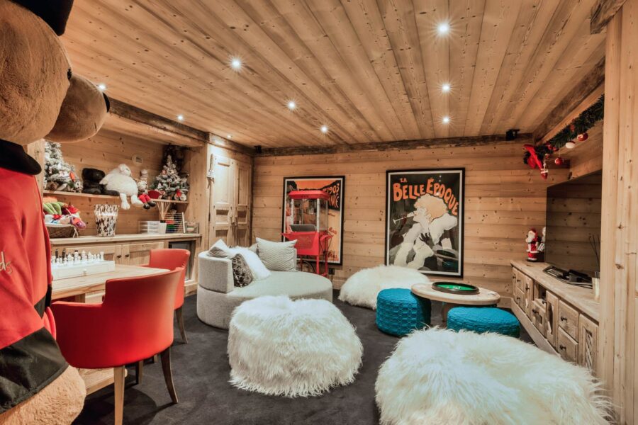 chalet-charlotte-playroom-childrens-room-games-family-entertainment-luxury-interiors-courchevel1850