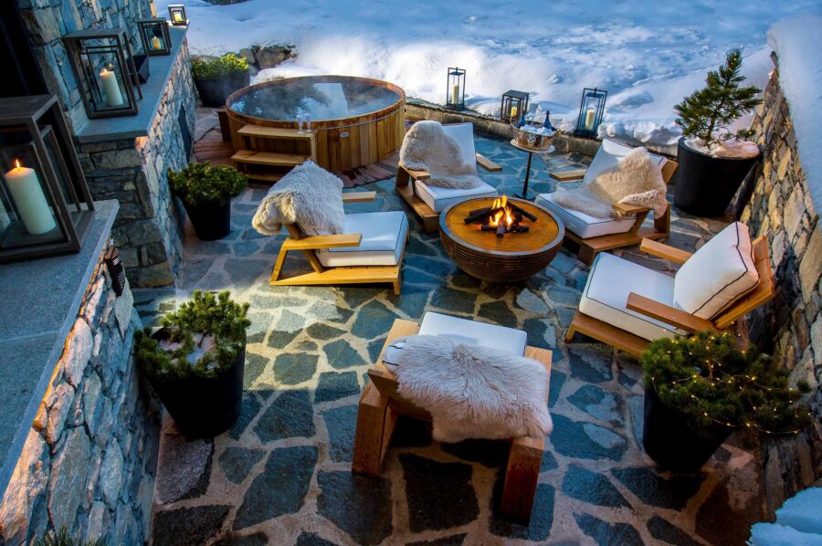 chalet-elizabeth-terrace-firepit-hottub-luxury-courchevel1850