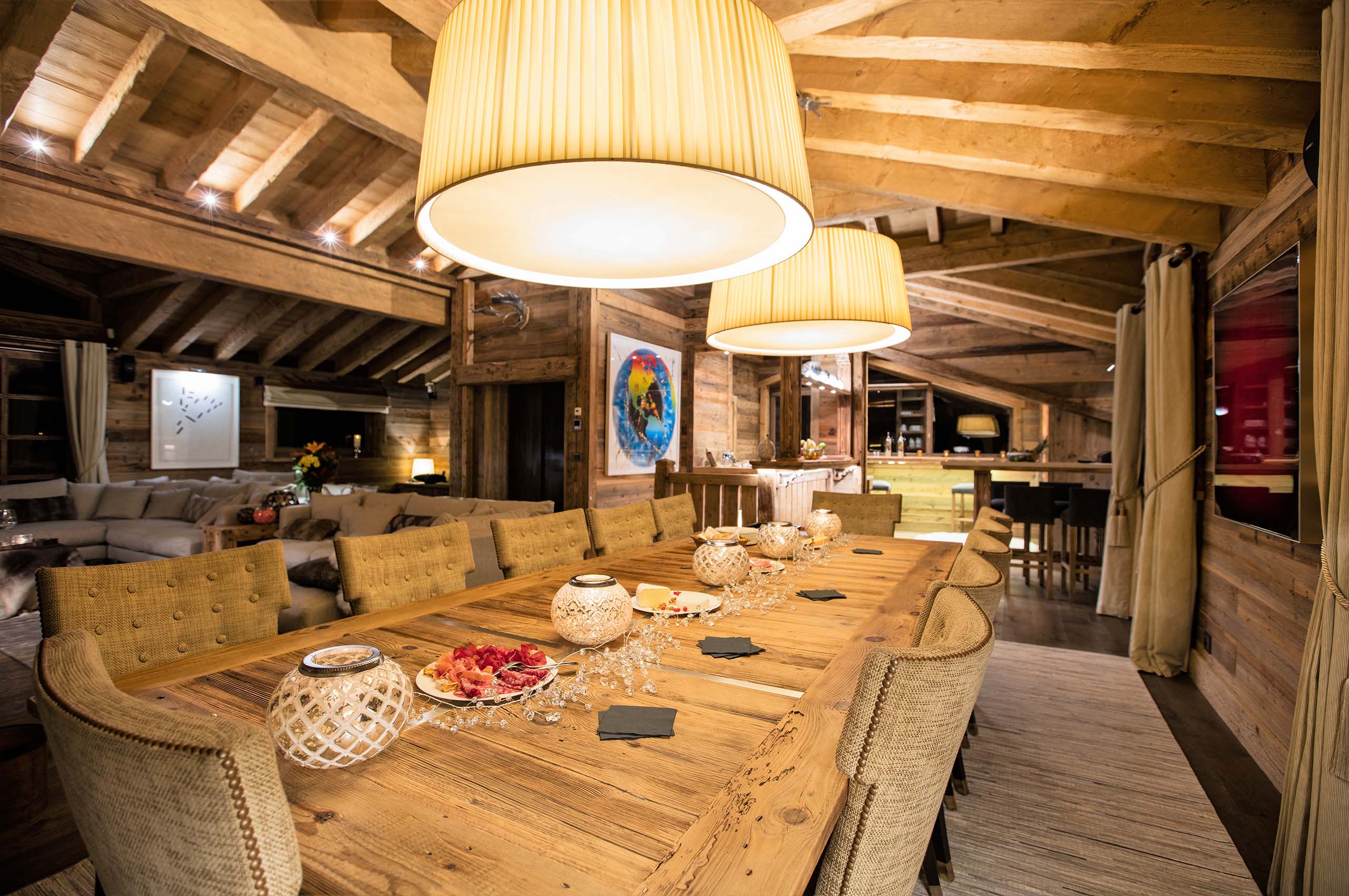 chalet-gwen-diningroom-alpine-interior-courchevel1850-luxury