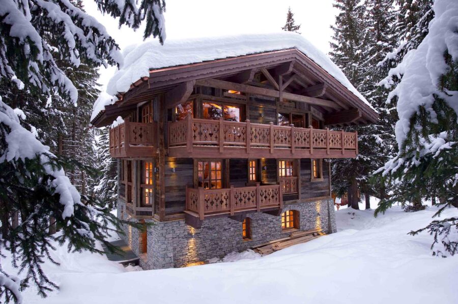 chalet-gwen-exterior-elegant-snow-traditional-luxury-rental-retreat-courchevel1850