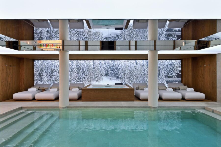 chalet-gwen-indoor-swimming-pool-spa-hottub-luxury-courchevel1850