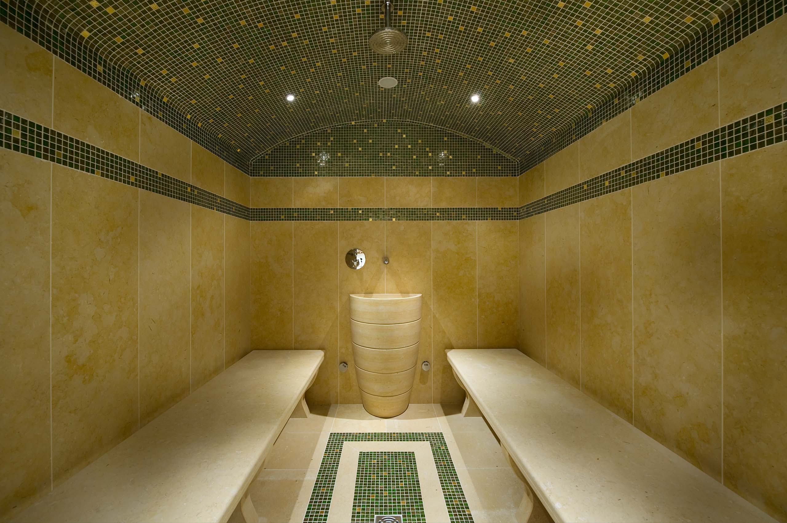 chalet-gwen-steamroom-wellness-spa-rental-retreat-courchevel1850-luxury