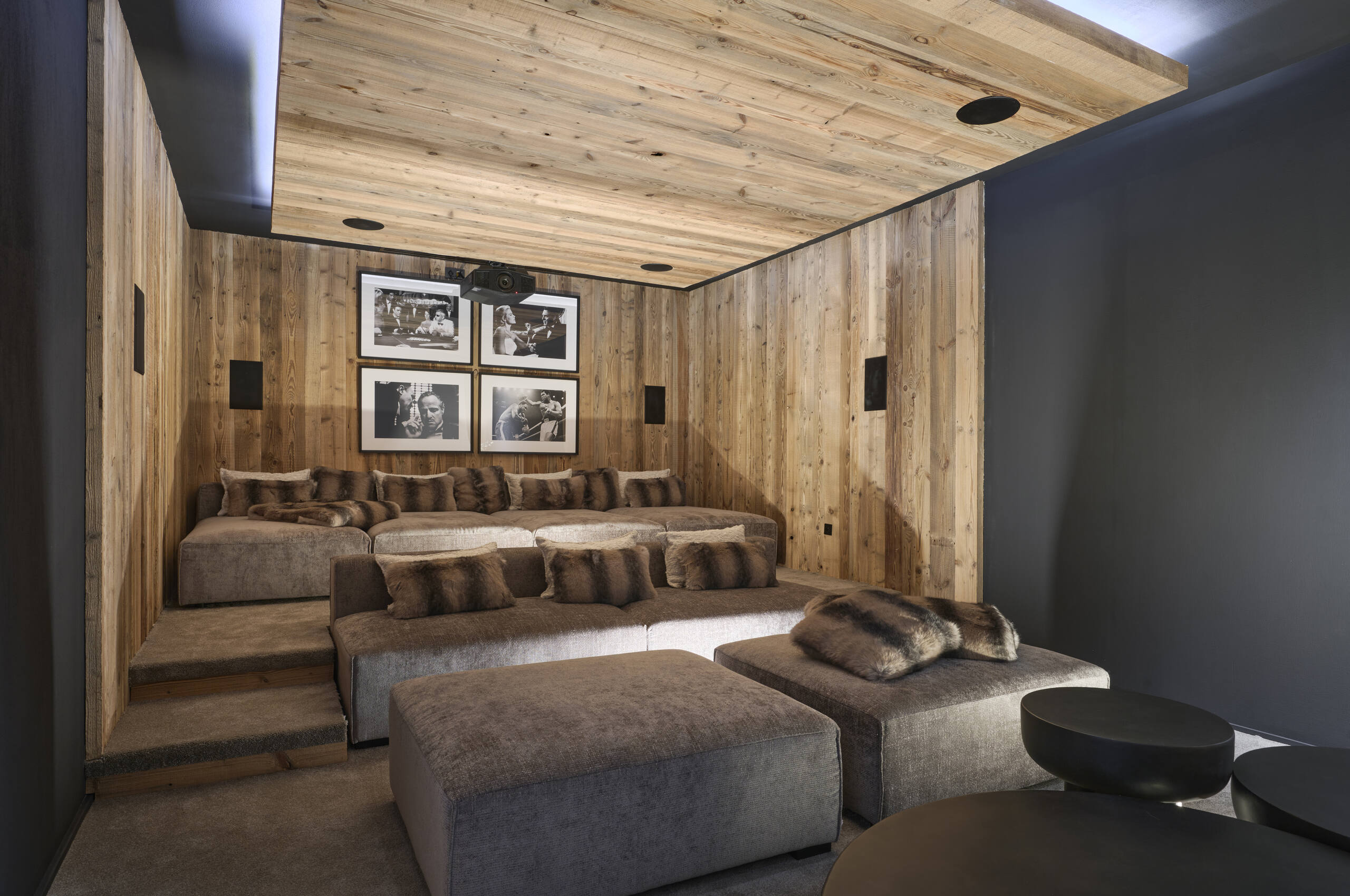 chalet-julia-cinemaroom-hosting-entertainment-luxury-rental-retreat-courchevel1850