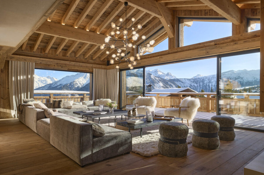 chalet-julia-mainpage-mountainview-spacious-livingroom-modern-luxury-alpine-interior-courchevel1850